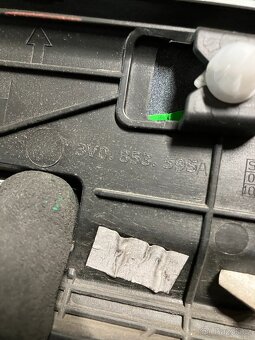 lista pro leve zadni dvere Superb 3 3V0853595A - 7