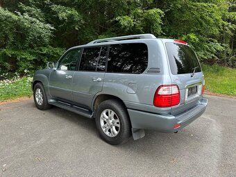 LEXUS LX470 - 7