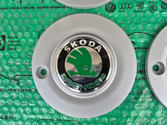 Nová originál sada středových pokliček Škoda Felicia - 7
