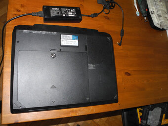 notebook ASUS 17" displej intel i 7 - 7