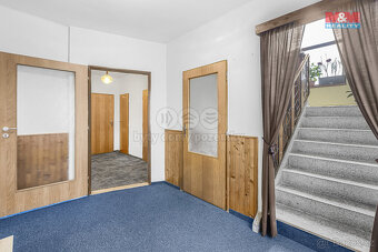 Prodej rodinného domu, 240 m², Velim, ul. Karlova - 7