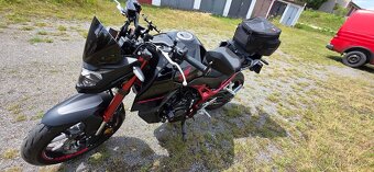 Honda CB 750 Hornet Rok 2023 najeto pouze 8900km - 7