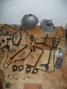 suzuki Gsx 600/750 f r. 95/00 -díly - 7