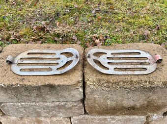 CZ 175 skútr prase riksa - boční kryty - 7