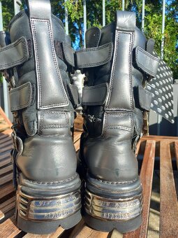 Boty 42 vel. New Rock Reactor - 7