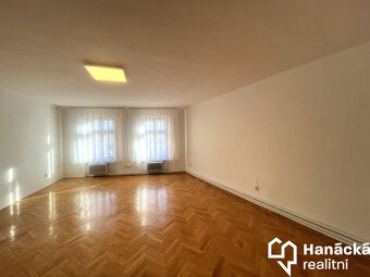 Pronájem velmi pěkného bytu 1+1 v centru Olomouce - 7