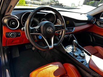 Alfa Romeo Giulia 2,2JTD - 7