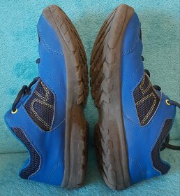 Quechua sportovní / trekové boty vel. 35 - 7