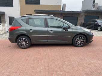 Peugeot 207 SW 1.6 HDI, 66 kW, r. 2008, panorama, 176 tis.km - 7