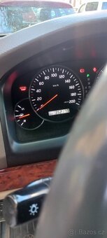 Toyota Land Cruiser 120 - 7