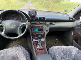 Mercedes-Benz C Klasse(W203) C240 125kW AUTOMAT - 7