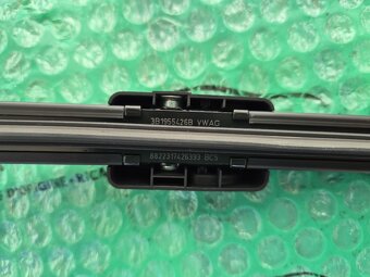 Škoda Superb I, VW Passat stírací lišta - 7
