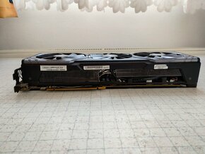 AMD Radeon RX Vega 56 - 7