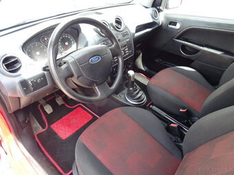 Ford Fiesta 1.3i,tažné zařízení,el.okna,auto do práce. - 7