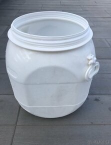 Plastový sud 50 L s těsnícím víkem - 7