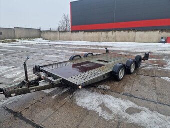 Brian James - autopřepravník - 7