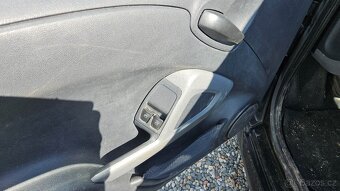 SMART FORTWO 0,9 COUPE MHD 45 - 7