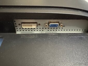 Samsung monitor 22 /2ms / 3000:1 - 7