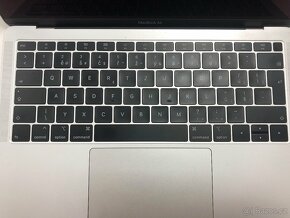 MacBook Air 13inch A1932 SLEVA - 7