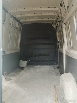 VW CRAFTER 25Tdi,80KW. rok 2013, model 2014, najeto 134000km - 7