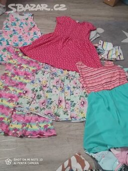 Dívčí set oblečení 6-8 let - 7