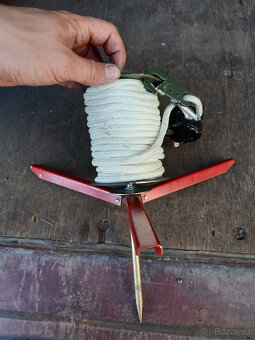 Ocelová lanka s kladkou k napnutí antény - 7