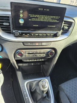 KIA CEE'D 1,6 CRDI 70 000 KM - 7