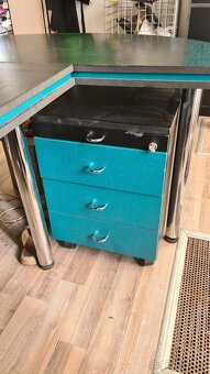 Kancelářský nábytek - 7