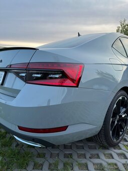 Škoda Superb Sportline - 7