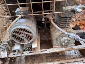 Elektromotor s kompresorem - 7