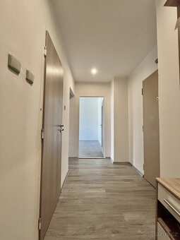 Pronájem bytu 1+1, Bajkalská, Poruba-sever, 8900 Kč/měs, 36 - 7