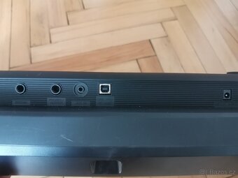 Klávesy YAMAHA PSR - E373 - 7