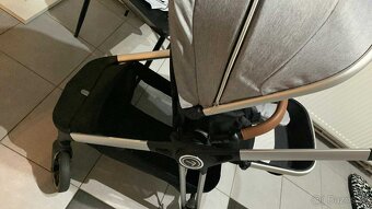 Kočárek free on - 7