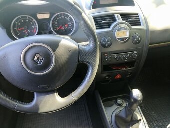 Renault Megane combi 1.6i - 7