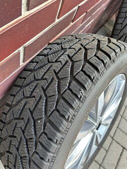 Volkswagen Tiguan Alu kola 7Jx17 ET45 Zimní gumy - 7