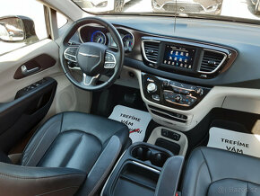 Chrysler Pacifica 3,6L V6 8míst, kůže, Facelift, servis - 7
