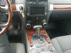 Volkswagen Touareg - 7