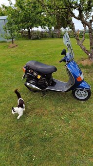 Skútr Piaggio Sfera 125 - 7