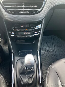 Peugeot 2008 1.6hdi 88kw 2015, 89tis.km - 7
