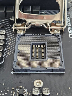 MSI MPG Z390 GAMING PRO CARBON - 7