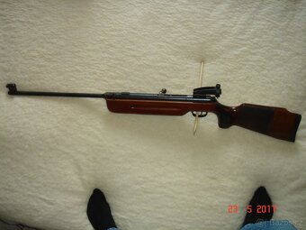 Prodám krásnou , jak novou vzduchovka Slavia 634 a i jiné vz - 7