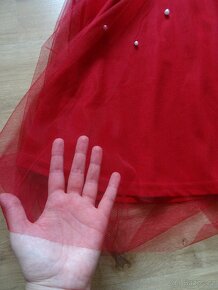 Plesové šaty s perličkami, vínové - 7