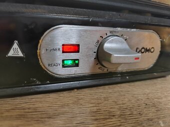 Vaflovač DOMO 3v1 sendvičovač topinkovač - 7