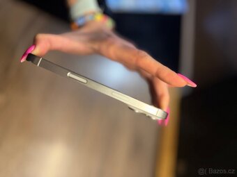 IPhone 16 pro, 128 gb - 7