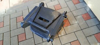 Dolphin e10 - pouzdro - tělo vysavče - bazénový vysavač - 7