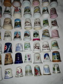Kolekce porcelánových náprstků s obrázky 99 ks - 7