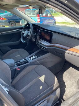 Škoda Octavia Scout 2.0TDi 110kW DSG 4x4 2022 - 7