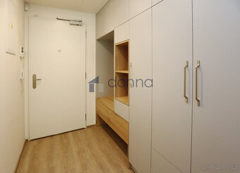 Pronájem ateliéru, 1+kk/zahrádka, 30m2, v přízemí novostavby - 7