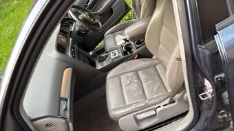Audi A6 4F - 7