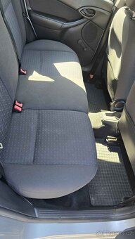 Ford Focus 1.4, 55kW, r.v. 2004 - 7